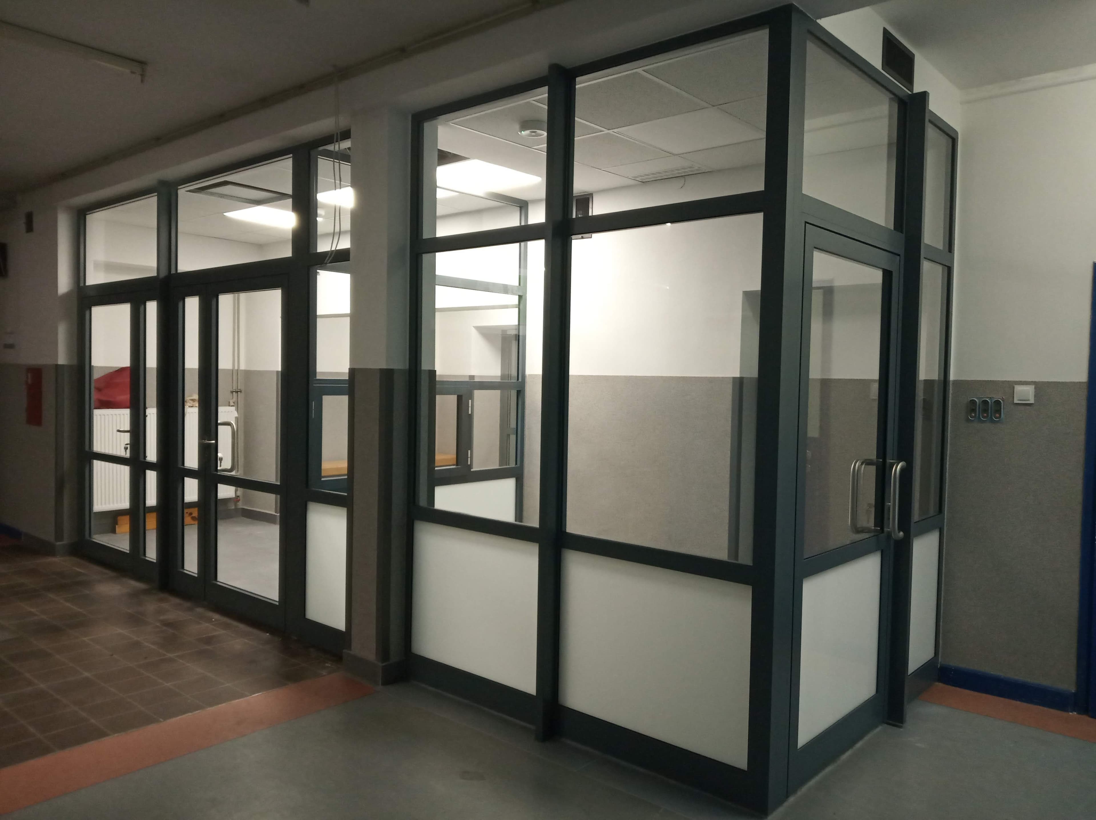 Aluminiowe ściany działowe