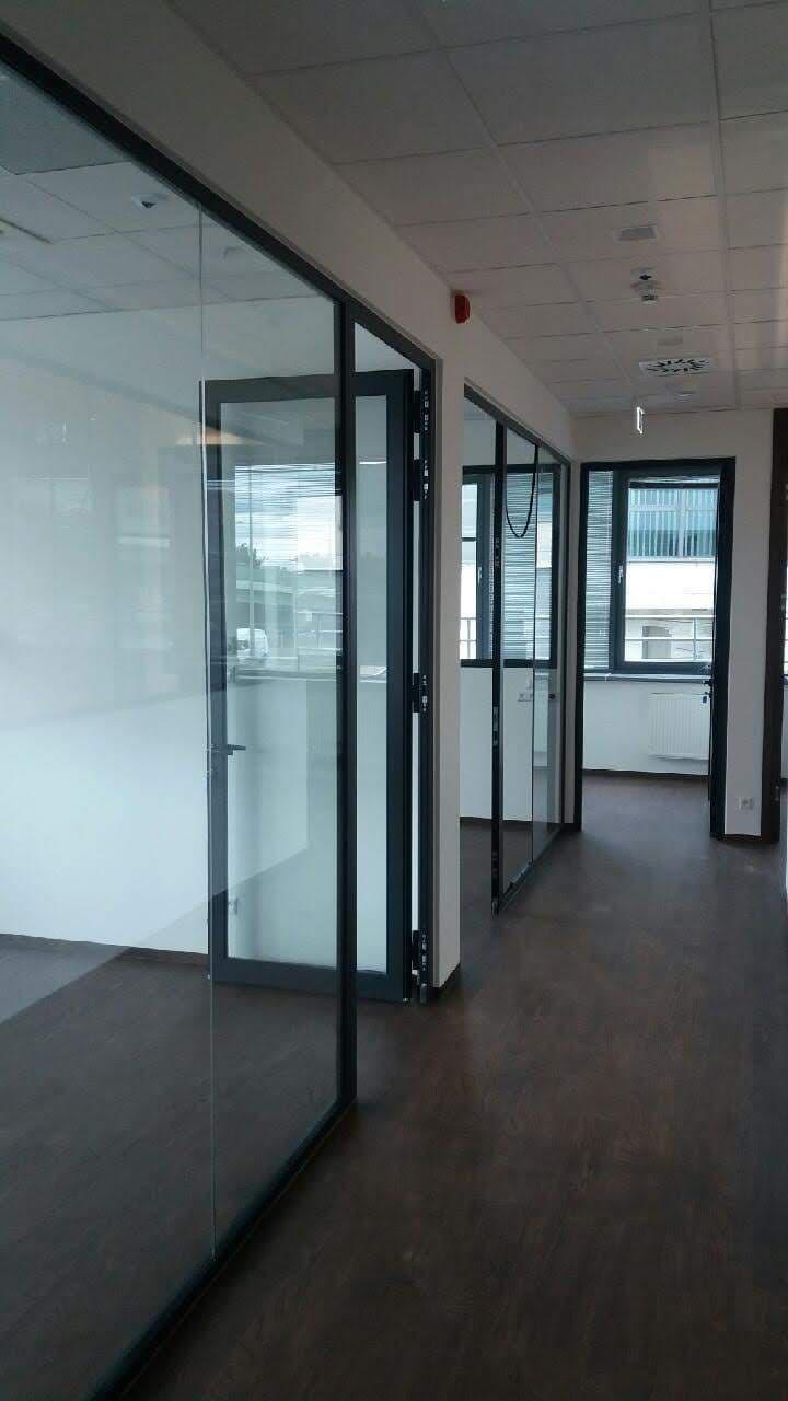 Aluminiowe ściany działowe