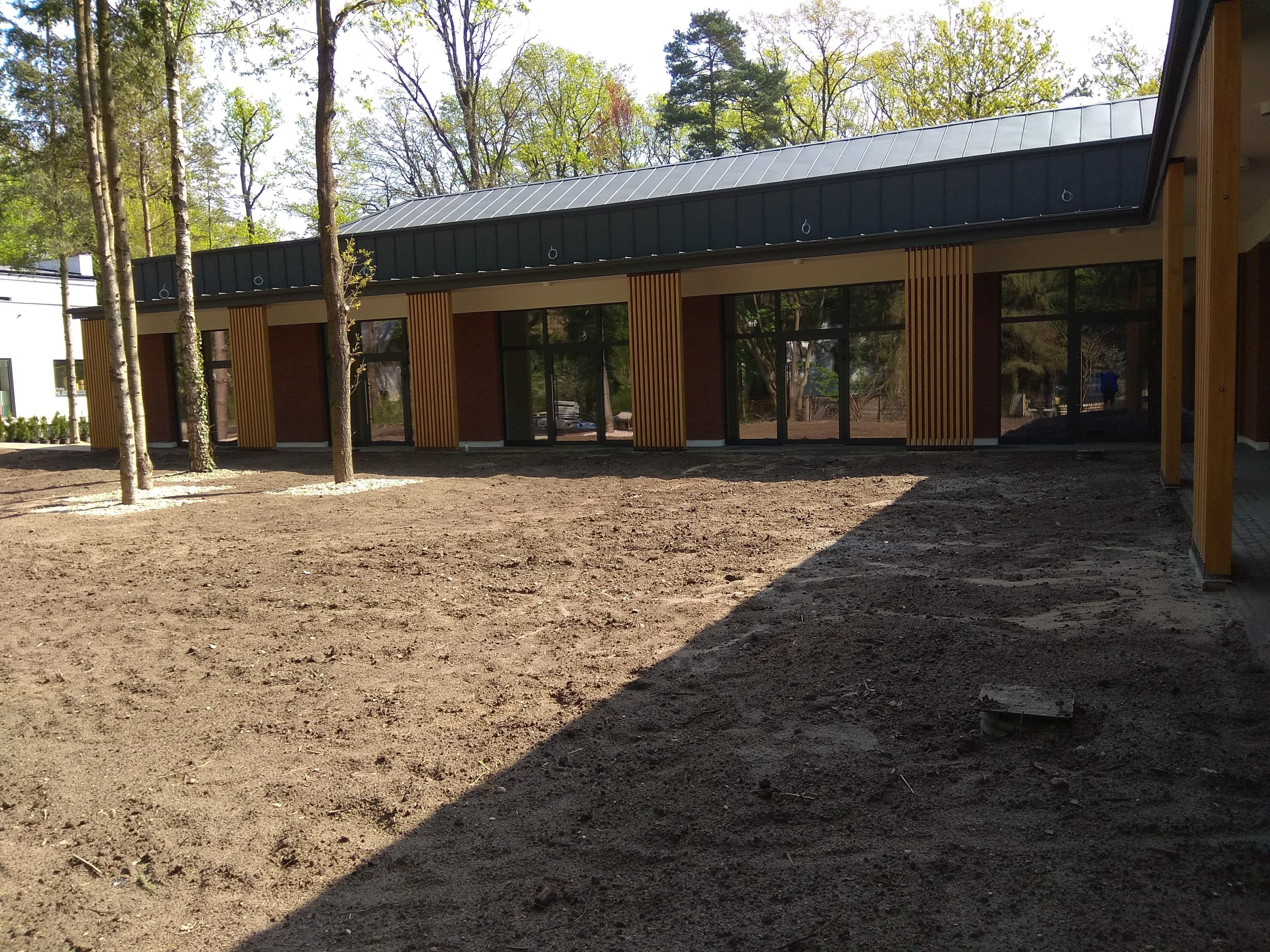 Aluminiowe okna panoramiczne z drzwiami balkonowymi i przesuwnymi